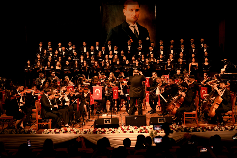 100-yil-konseri-ve-sergisi-49