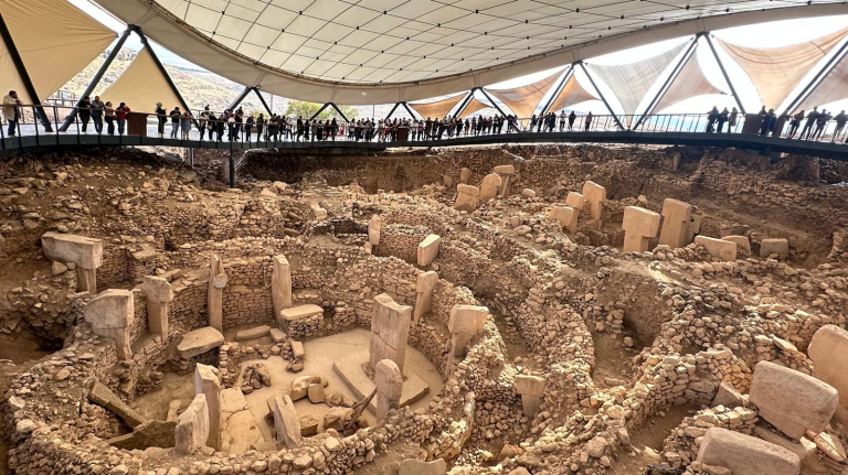 gobeklitepe-gezisi-ile-zamanin-izlerine-yolculuk-545