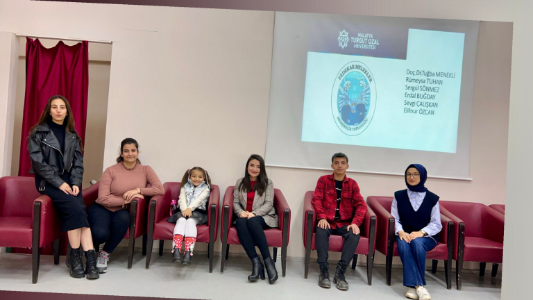 fedakar-melekler-hemsirelik-toplulugundan-universite-yasami-nedir-saglik-personeli-olmak-istiyor-muyum-semineri-565