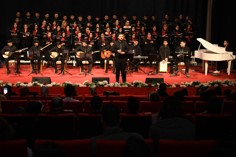 8-mart-kadinlar-gunu-programi-duzenlendi-819