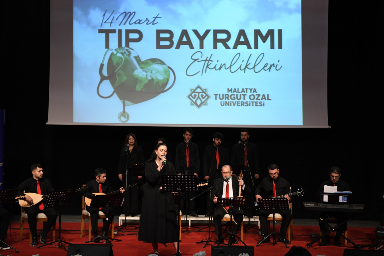 malatya-turgut-ozal-universitesinde-14-mart-tip-bayrami-coskusu-859