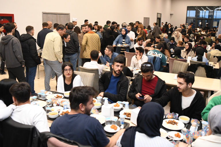 universitemizde-ramazan-bulusmalari-birlik-ve-bereket-sofralari-889
