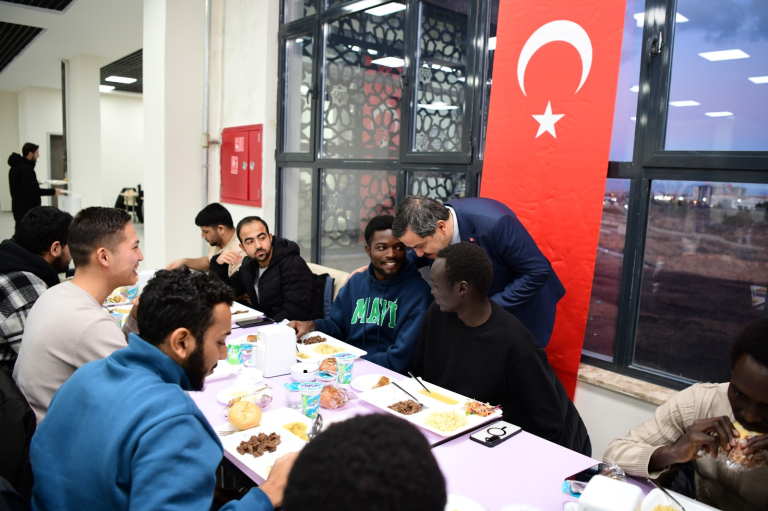 mtude-uluslararasi-ogrencilerle-kampus-iftarlari-2026-bulusmasi-1681