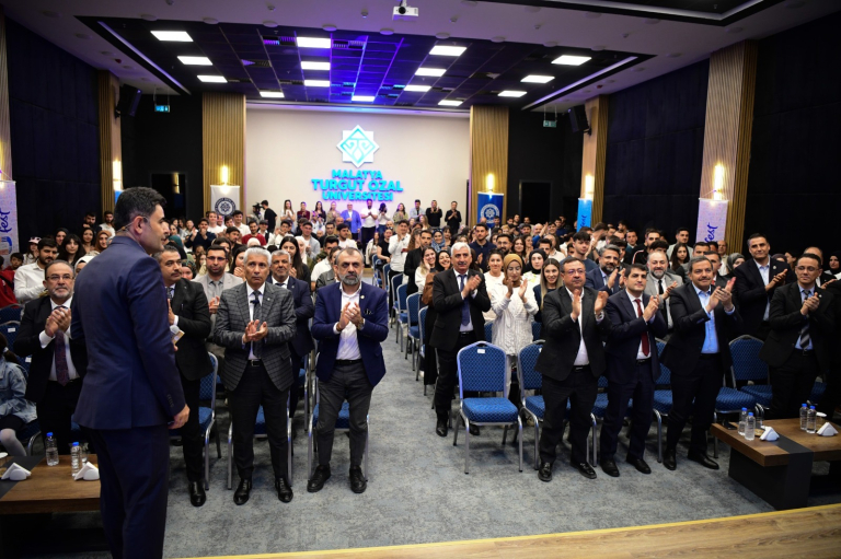 MTÜ’de “Türkiye Yüzyılı’nda Ulaştırma Vizyonu” Programı Düzenlendi