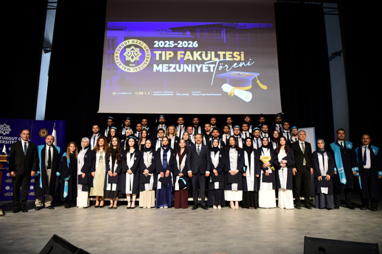 MTÜ Tıp Fakültesinde Tarihi Gün: İlk Mezunlar Meslek Hayatına Uğurlandı