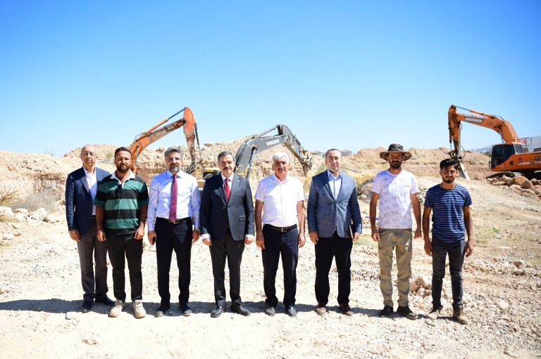 MTÜ'de Merkezi Kütüphane ve Kampüs Meydanı İçin Çalışmalar Başladı